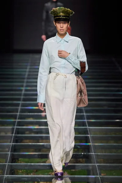 Look 46